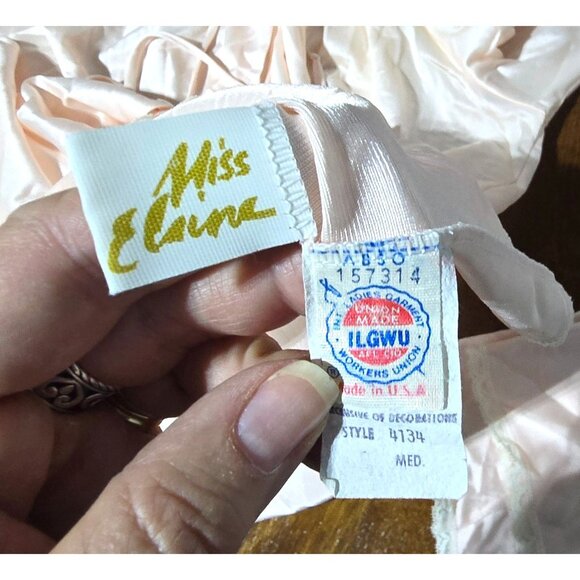 Vtg Miss Elaine Pink Silky Pajama Set Sz Med Lace Trim & Button Front Union USA - Picture 7 of 10